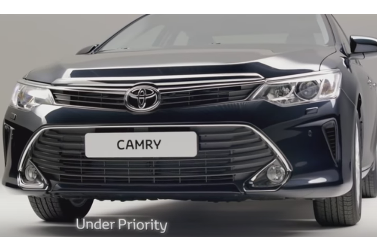 Toyota Camry 2017 &quot;chot gia&quot; tu 795 trieu tai Malaysia-Hinh-12